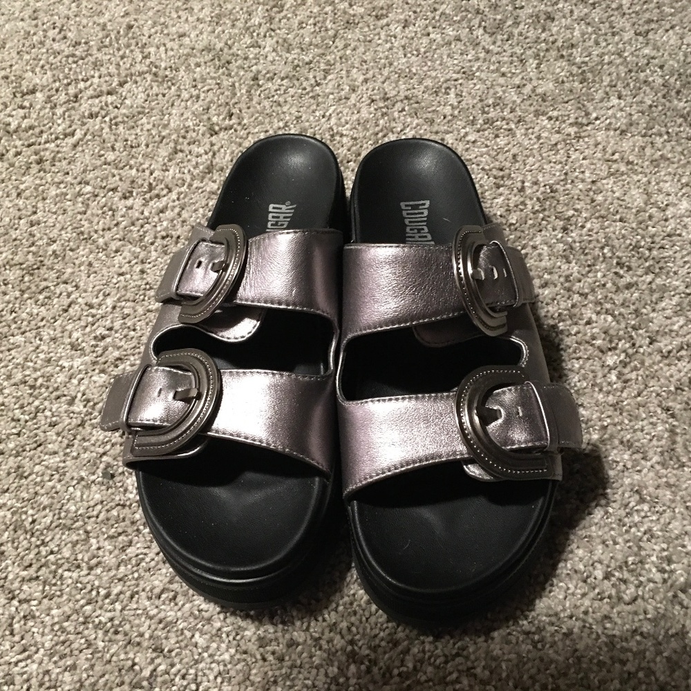 Cougar slide wedge sandal, size 9, color silver.